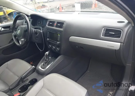 2014 Volkswagen Jetta Hybrid Se z USA, uszkodzony, nr VIN 3VW637AJ0EM212061